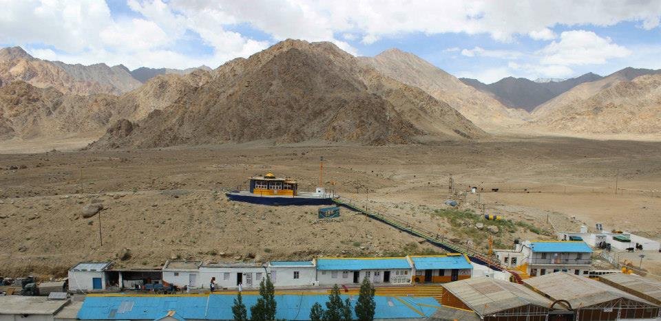 Magnetic Hill & Gurdwara Pathar Sahib